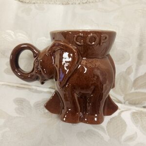 1974 Vintage Frankoma Elephant Mug